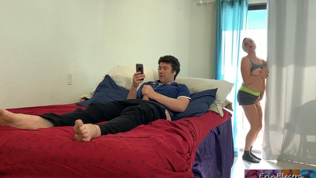 Holy Fuck! Mom Caught Son Peeping & Started Lusting for Him!