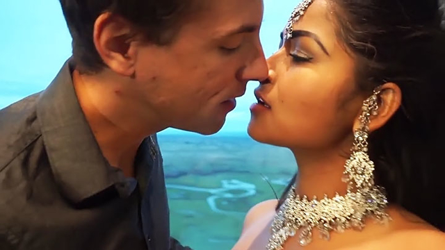 Desi Bhabhi MILF Maya Rati fucks British man! XXX HD Video